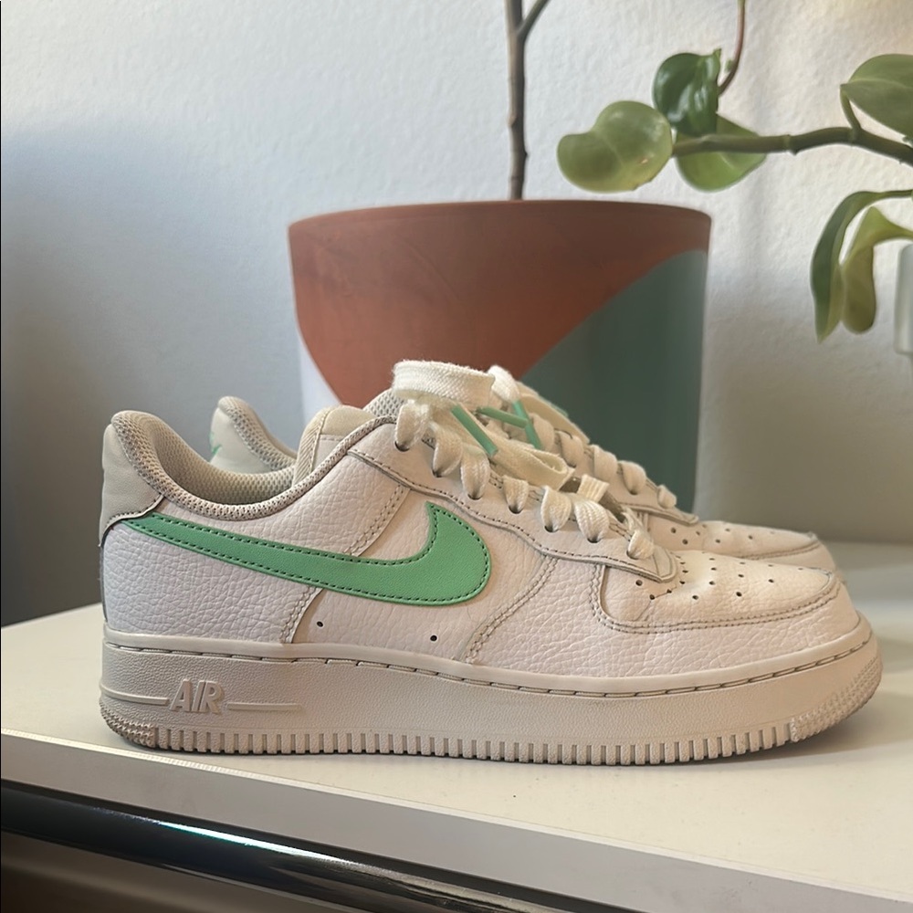 Nike Air Force 1 Women’s